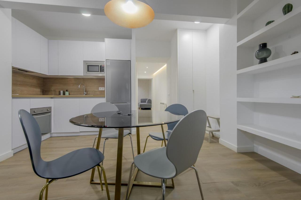 Nuevo Piso Para 7 En El Corazon Del Rastro/Madrid Exteriör bild